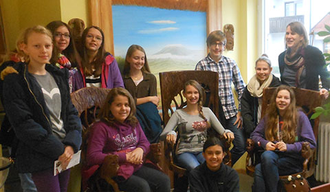 Realschüler besuchen Togohaus in Maisach