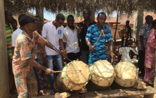 Empfang im Dorf Kouma Apoti 2016 in Togo, Afrika
