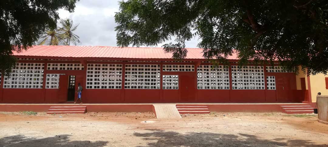 Die fertige Schule in Zoti