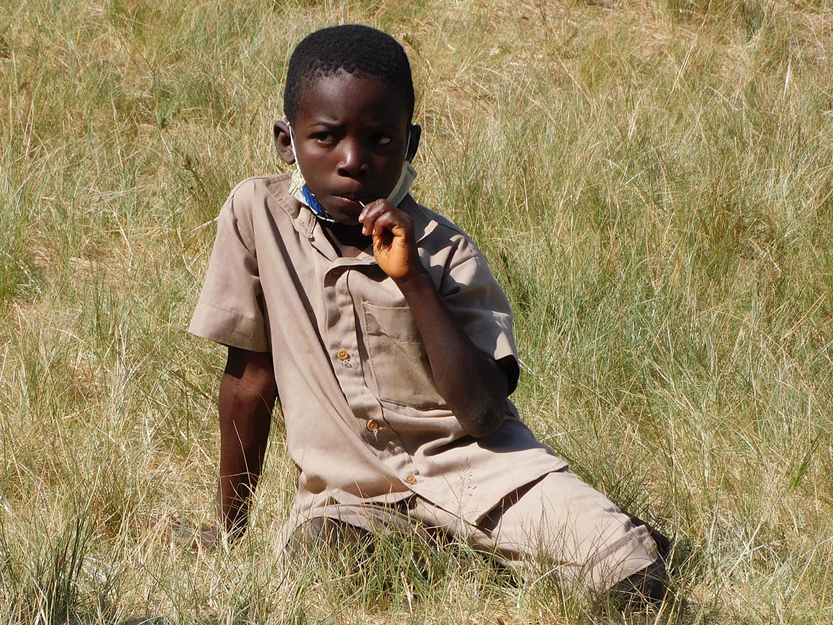 DSCN0154 Die Kinder in Djegbakondji freuen sich über unseren Besuch