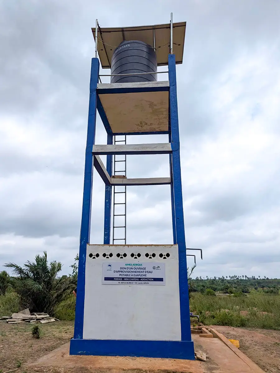 Der Solar-Tiefbohrbunnen in Djakplémé