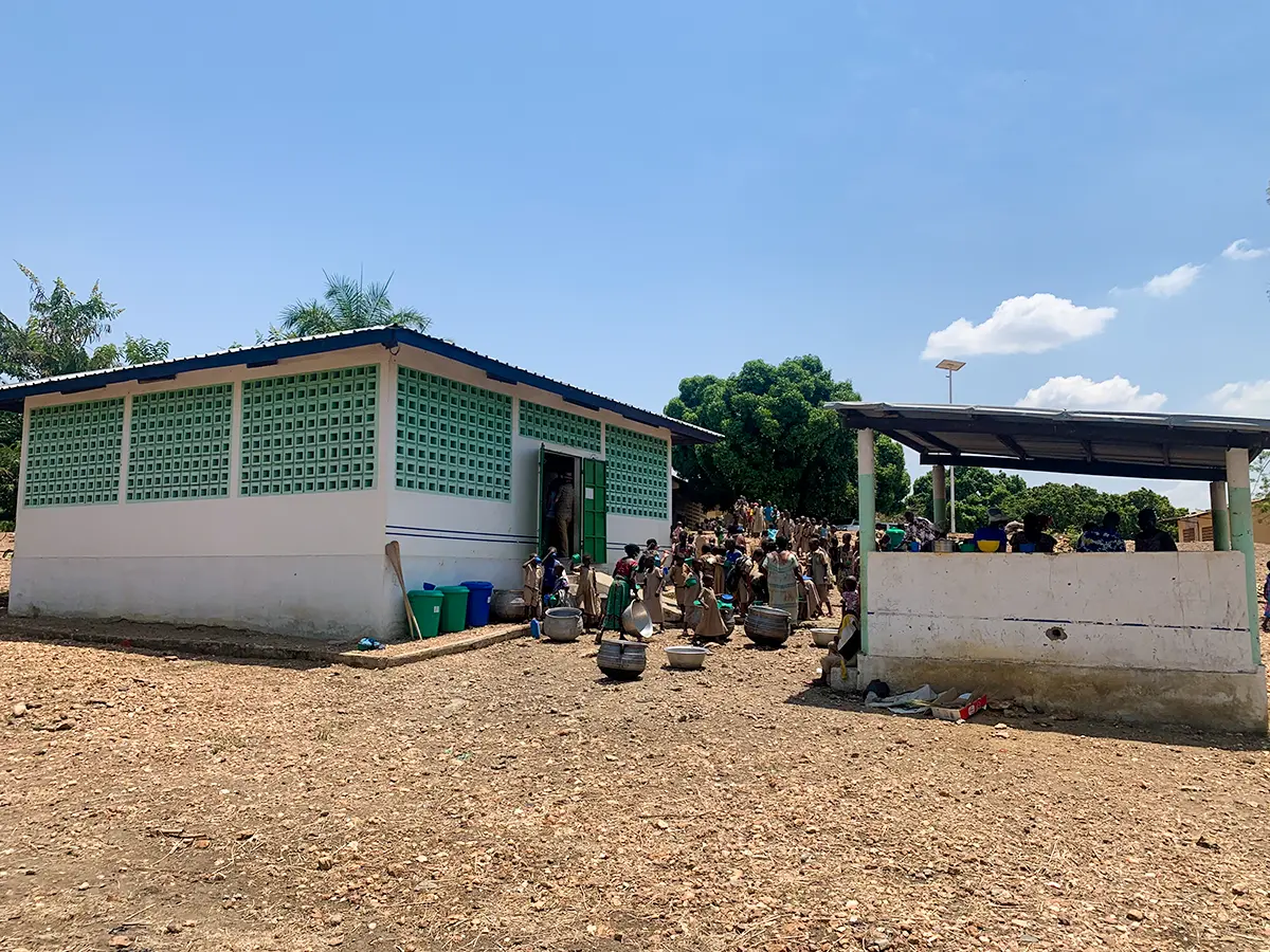 Die Schulkantine von Djamdé