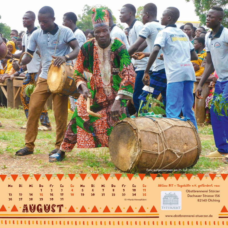 Togo-Kalender 2024 - August | Aktion PiT - Togohilfe e.V.