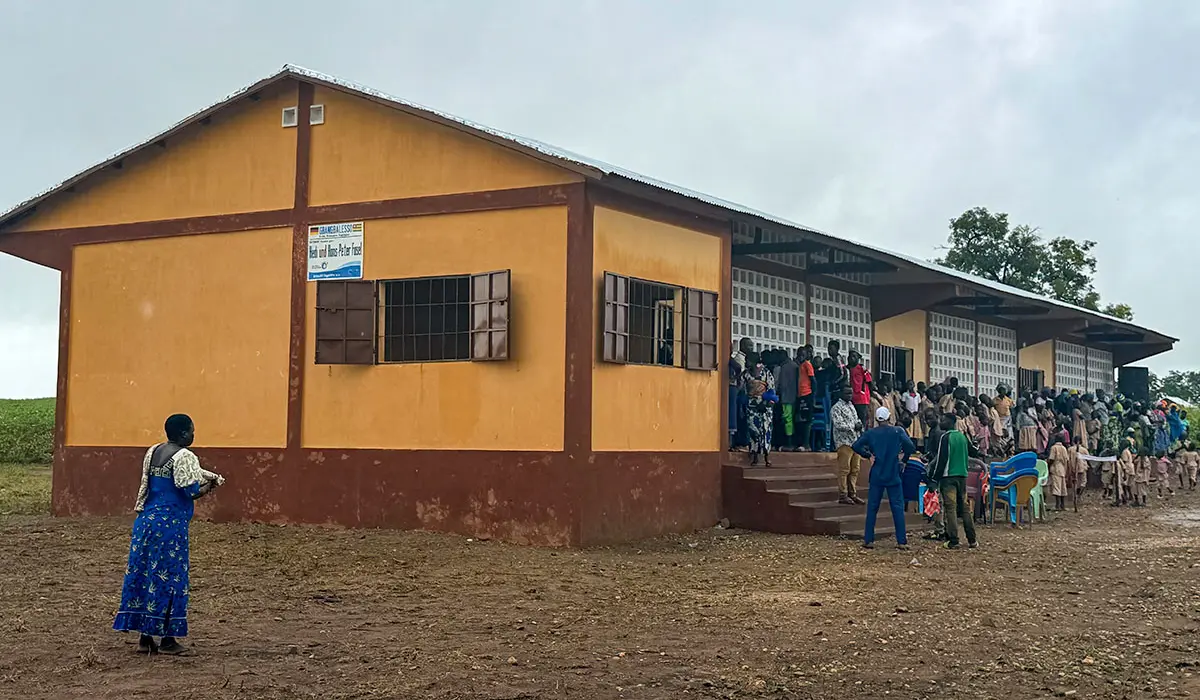 Das neue Schulgebäude von Gbangbalesso